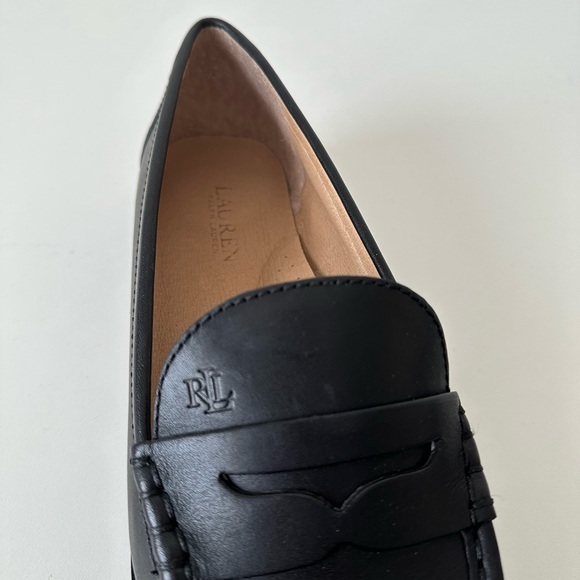 Lauren Ralph Lauren | Wynnie Burnished Leather Loafer | New | Size 9.5 B - Picture 10 of 12
